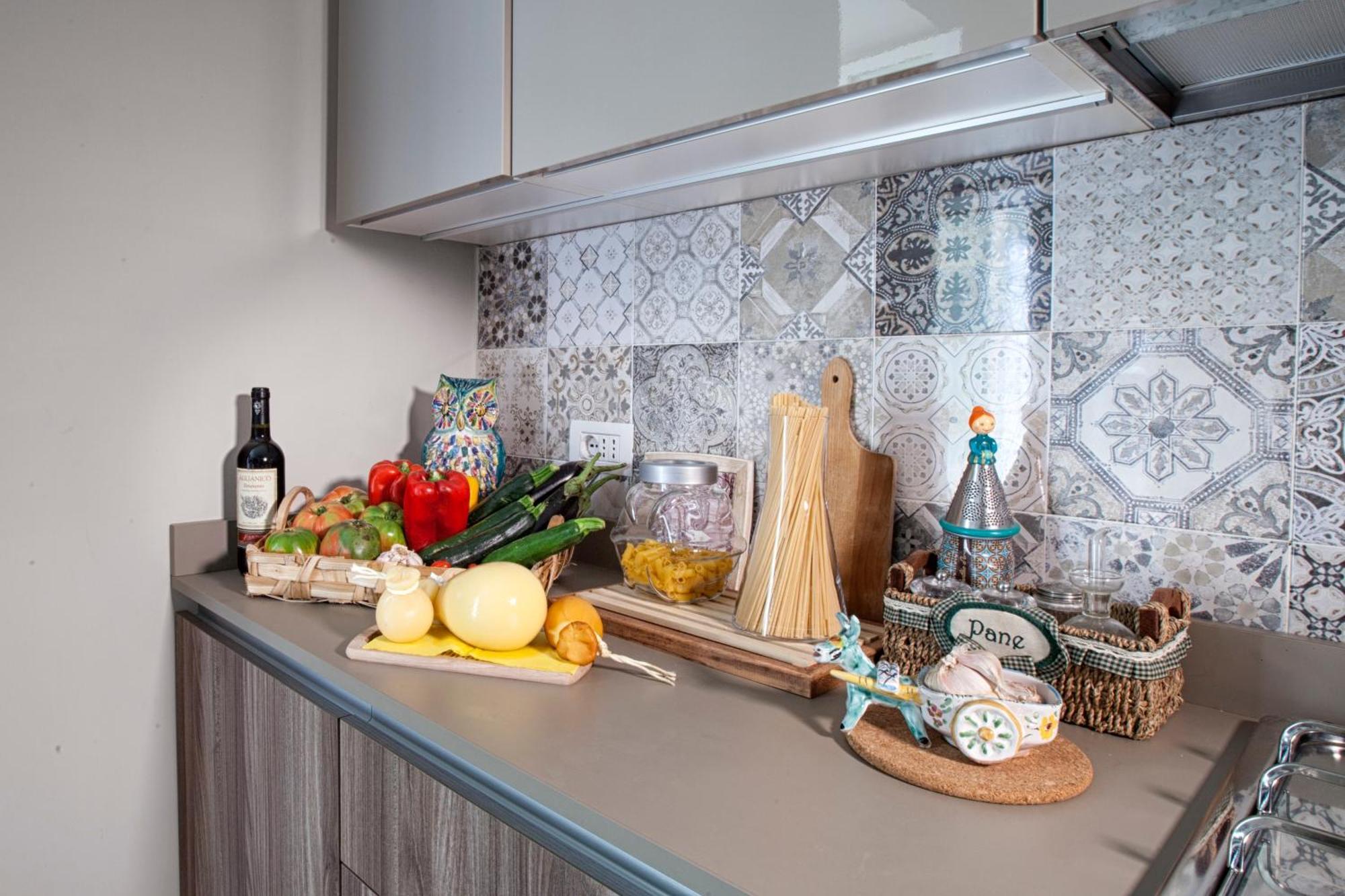 Amore Rentals - Appartamento Terrazza Tasso Sorrento Eksteriør bilde